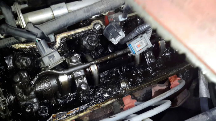 How to Detect Engine Sludge?