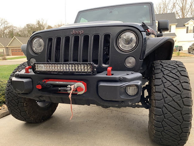 How to Wire a Light Bar on a Jeep?