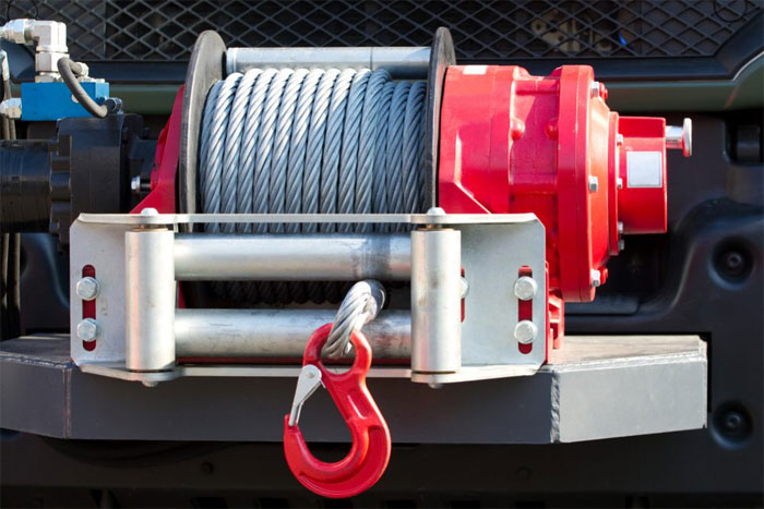 Features of a Hydraulic Winch